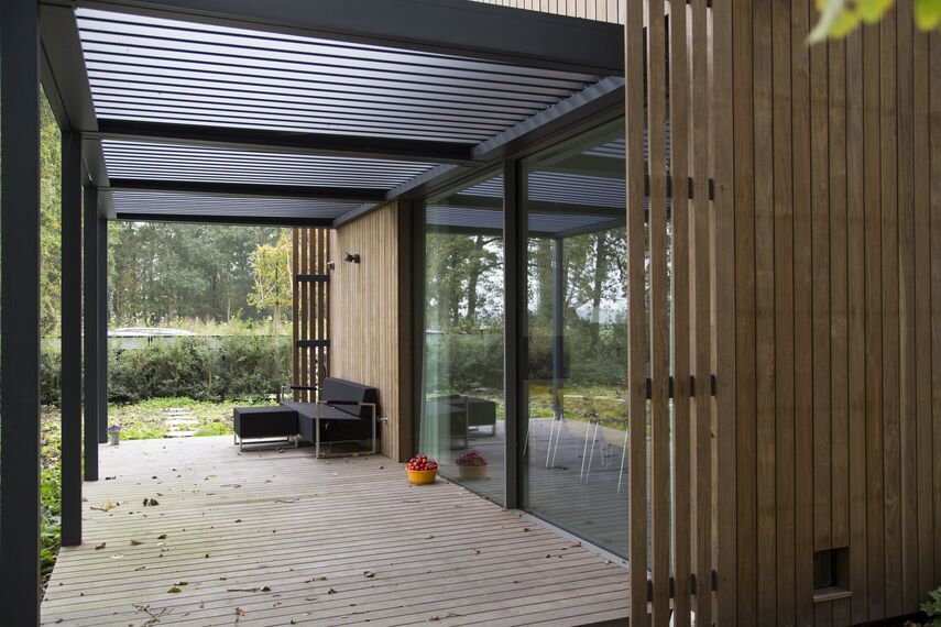 CS 86-HI (c) Atšauktos sistemos, ConceptWall 50 Fasadai ir HiFinity Slankiosios ir Sulankstomos - Forest villa Voorschoten įsikūręs Voorschoten, The Netherlands